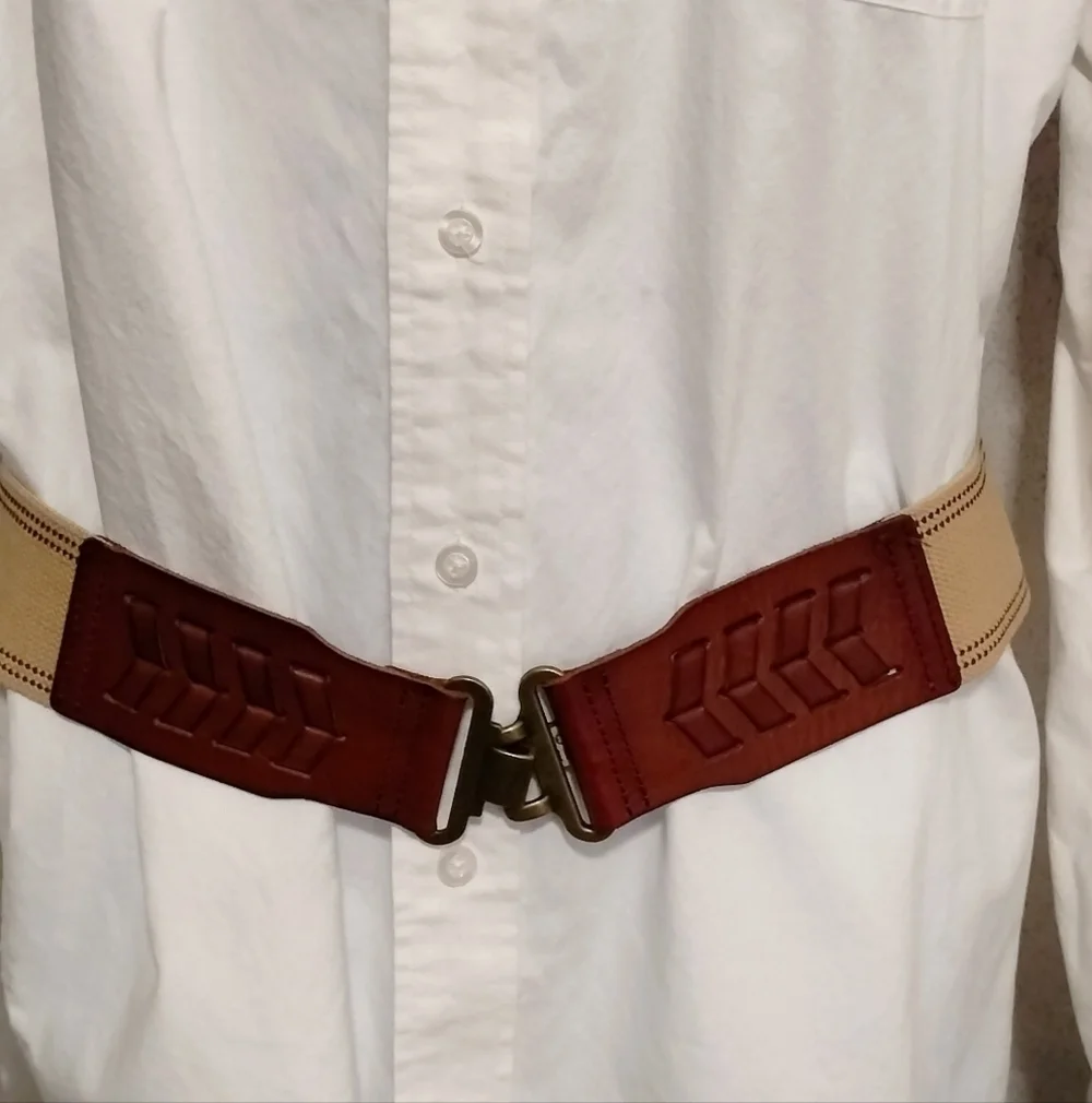 FOSSIL Leather & Tan Fabric Belt Interlock Brass Hook Stretch Women’s Chevron